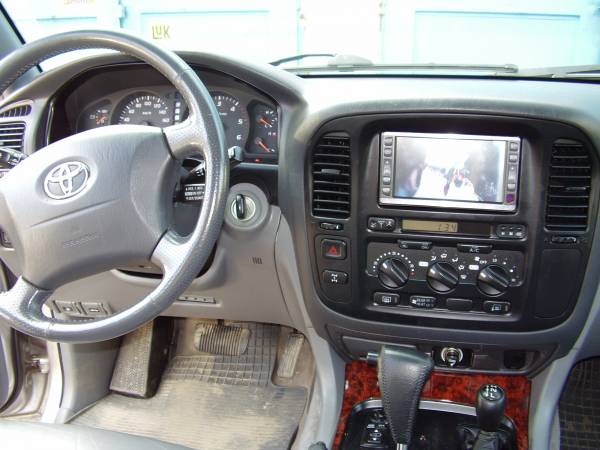 LANDCRUISER 2