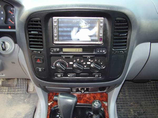 LANDCRUISER 3