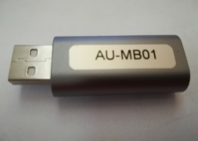 MERCEDES AUX-USB
